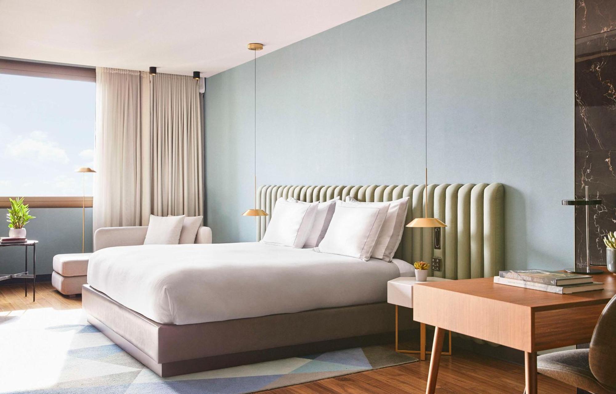 Отель Grand Hyatt Барселона Экстерьер фото